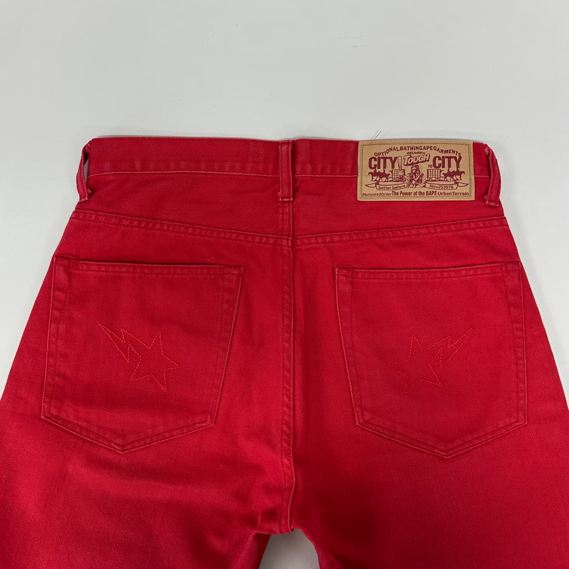 베이프 스타 자수 레드 하프 데님팬츠 상품이미지2