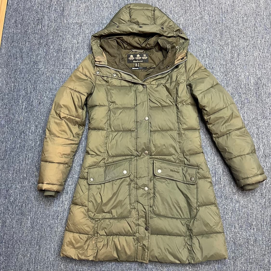 Barbour 후드 다운 패딩 상품이미지1