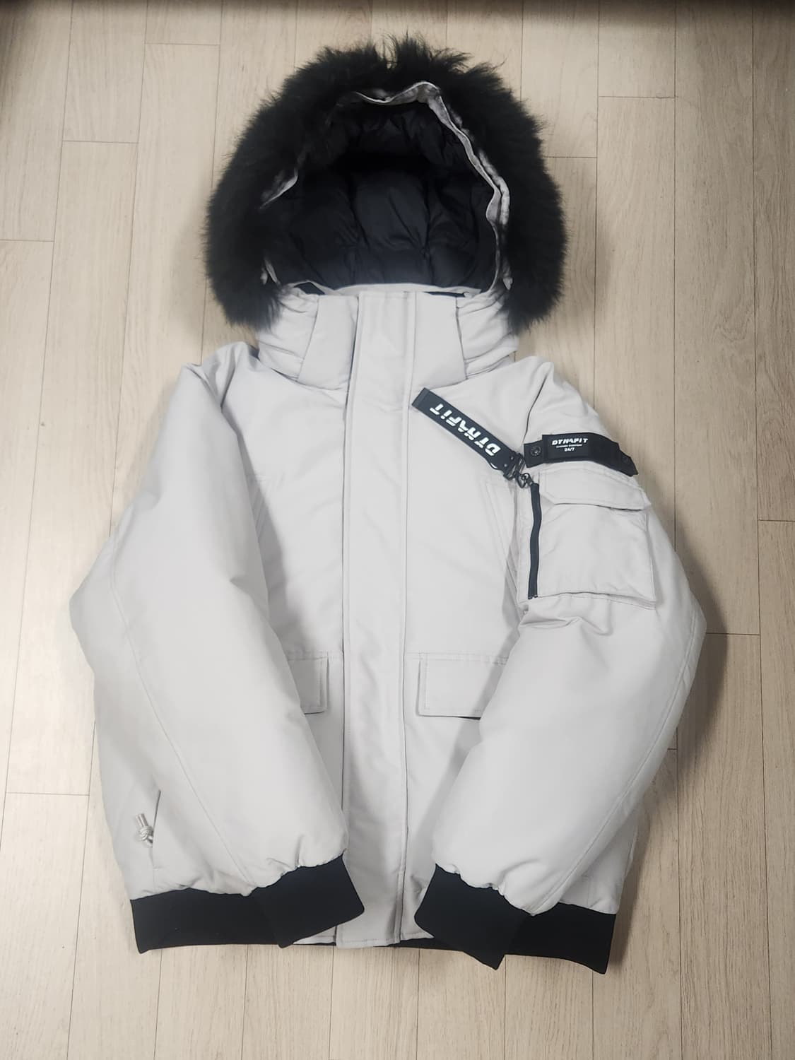 다이나핏 스노우 레오 봄버 다운 패딩 XL 22SS 상품이미지1