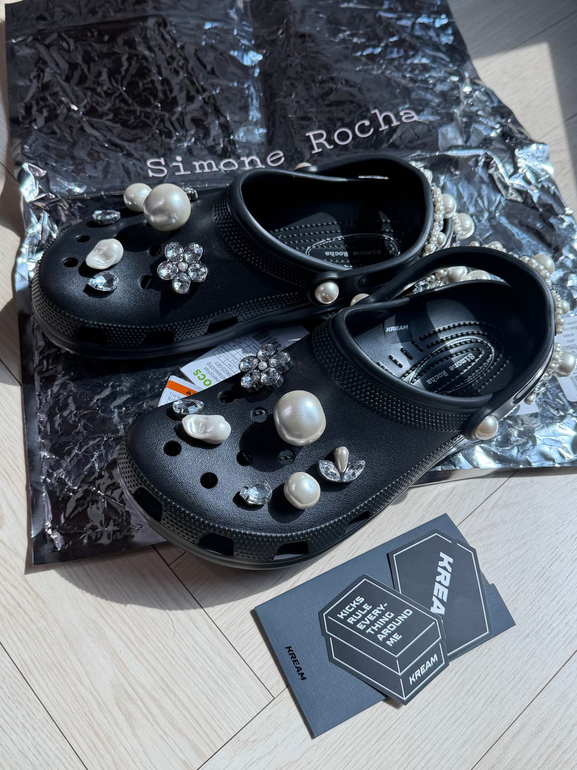 크록스 x 시몬 로샤 클래식 클로그 블랙 상품이미지1