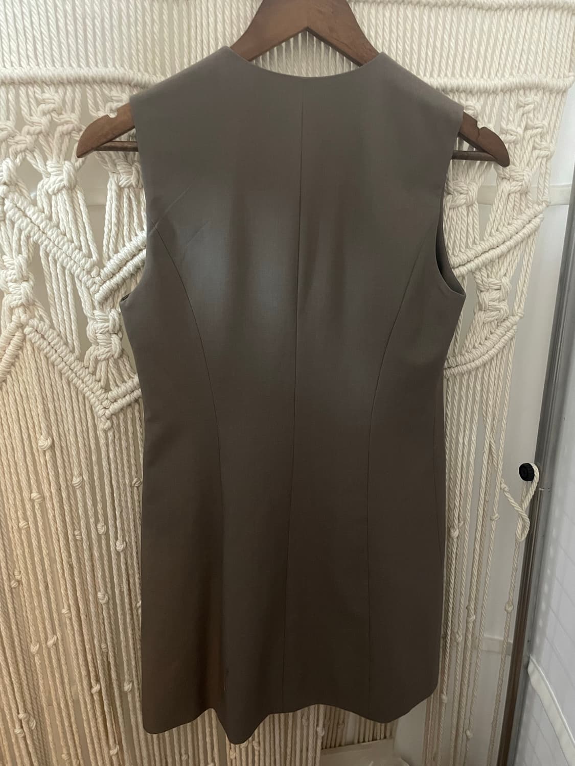 그레이 브이넥 버튼 포켓 베스트 상품이미지2