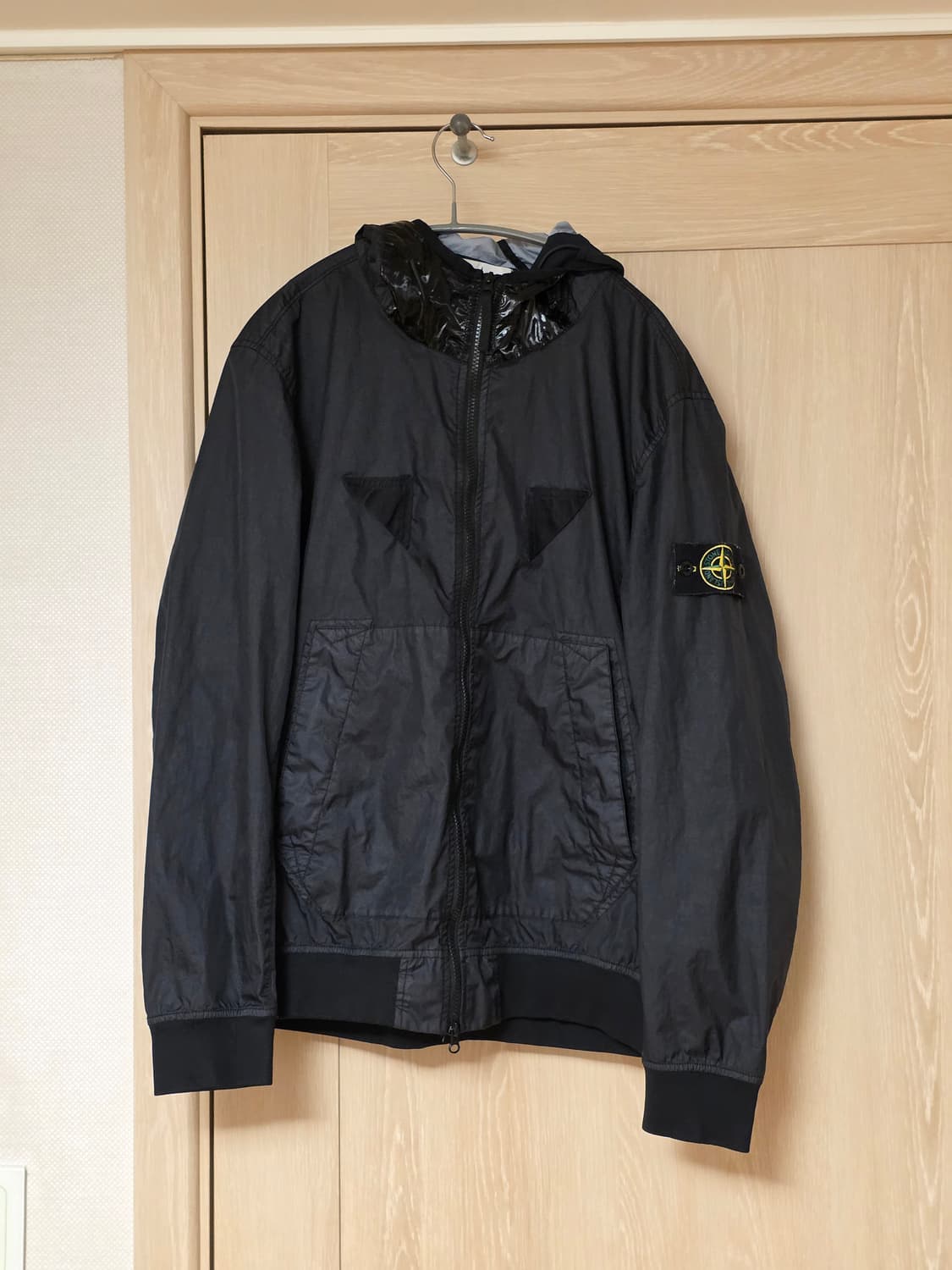 [23/L] 스톤아일랜드 멤브라나 3L TC 후드 바람막이 상품이미지1