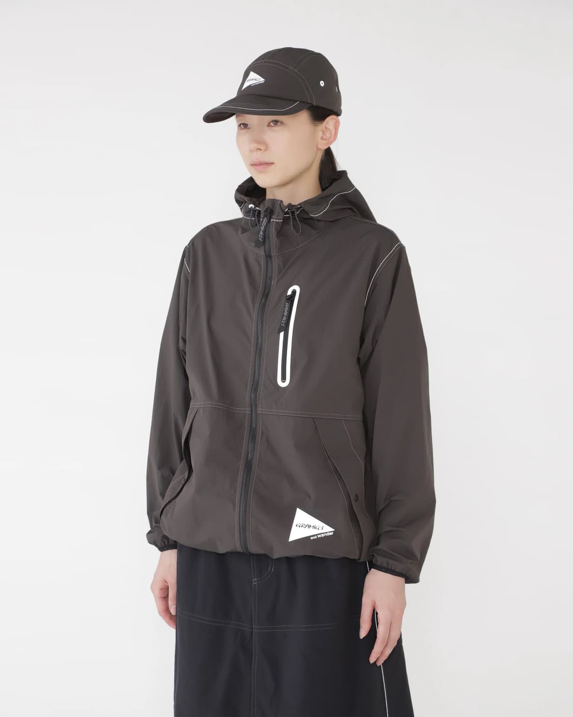 그라미치 GRAMICCI x and wander Nylon Jacket 상품이미지3