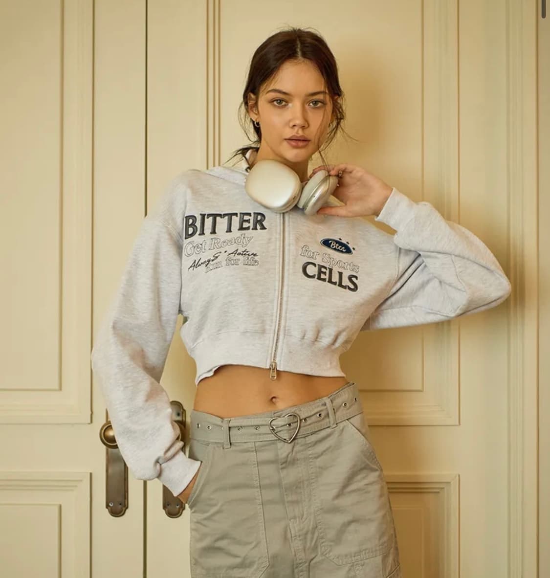 비터셀즈 누아르 크롭 후드집업 상품이미지2