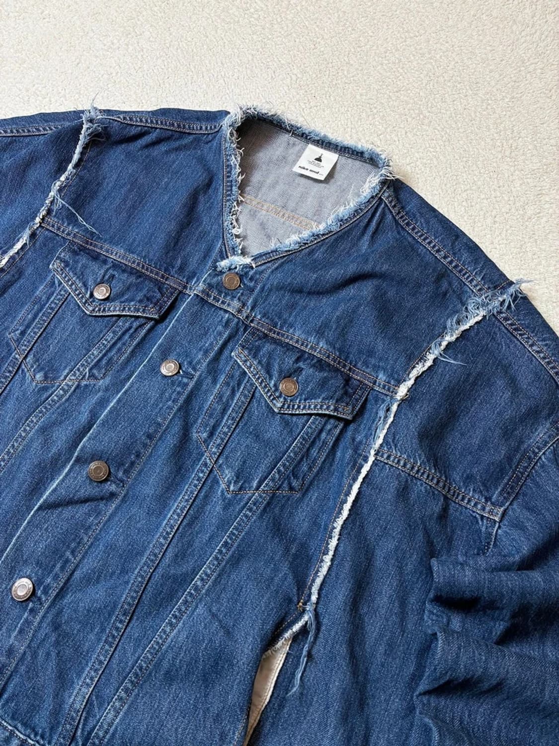 니코앤드 NIKO AND 카라리스 해체주의 데님 자켓 PN7302 상품이미지2