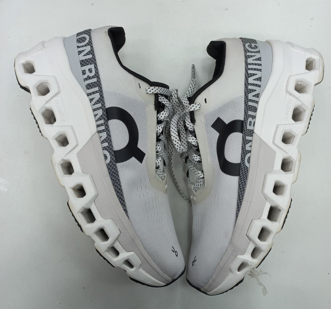 온러닝 클라우드몬스터 2 흰색 운동화 250mm 상품이미지1