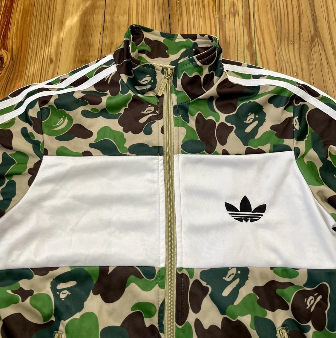 아디다스 x 베이프 파이어버드 트랙탑 져지 그린 상품이미지2