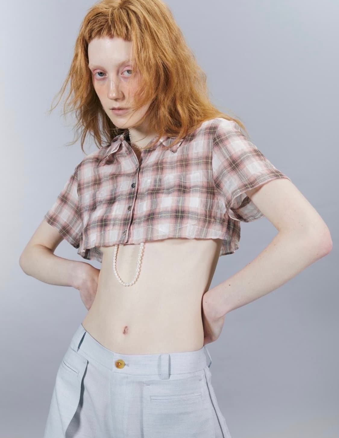 오들리워크샵 Fantasia Cropped Slit Shirt 상품이미지1