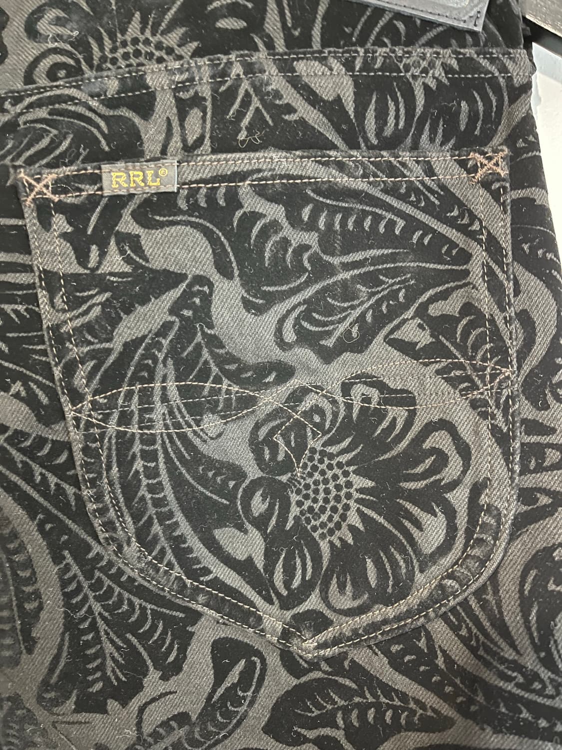 더블알엘 RRL 하이 슬림 블랙 피치드 진 12온스 데님 블랙 플로럴 상품이미지6