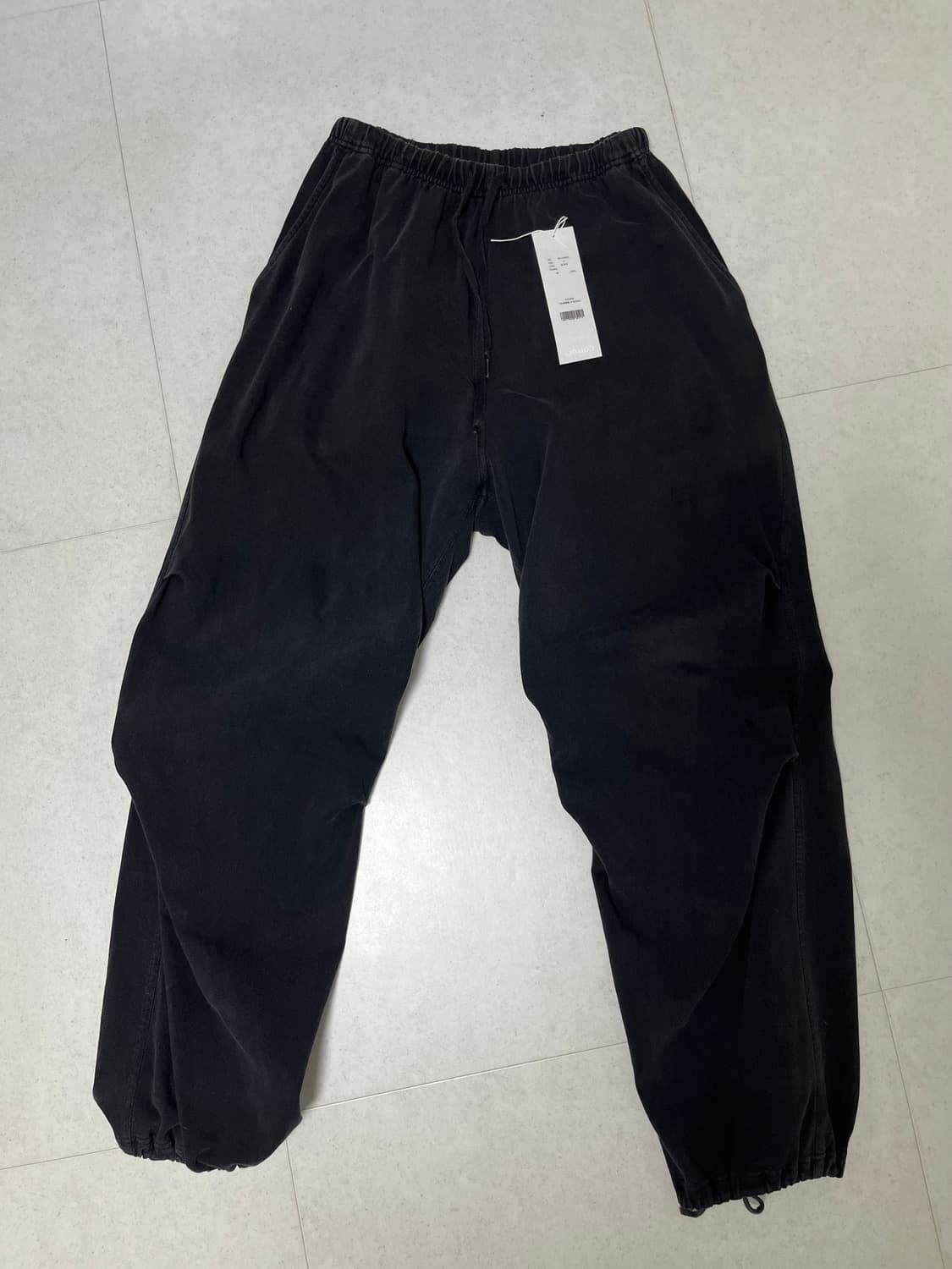 [2] 코모리 / 25SS 코튼저지 니턱팬츠 상품이미지1