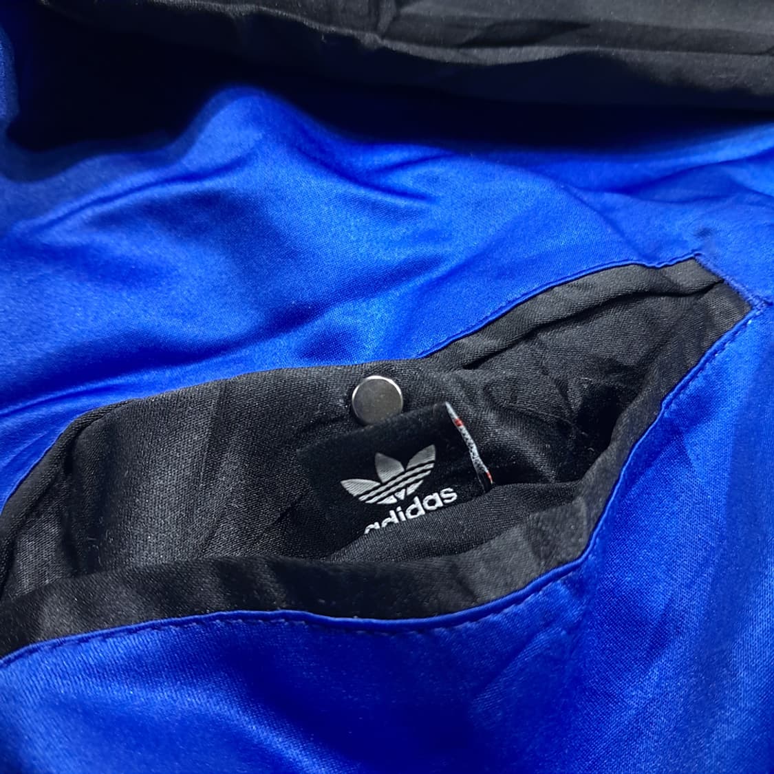 CL301 XL 아디다스 새틴 런디엠씨 패치 블루블랙 자켓 상품이미지5