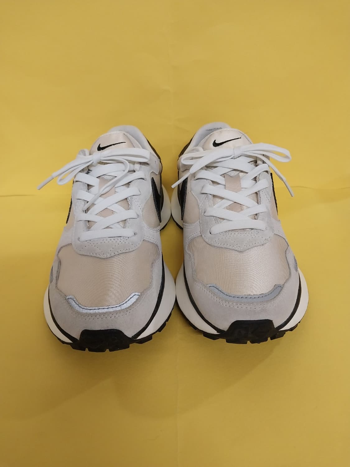 여성 나이키 피닉스 와플 키높이 운동화 (250) 상품이미지2