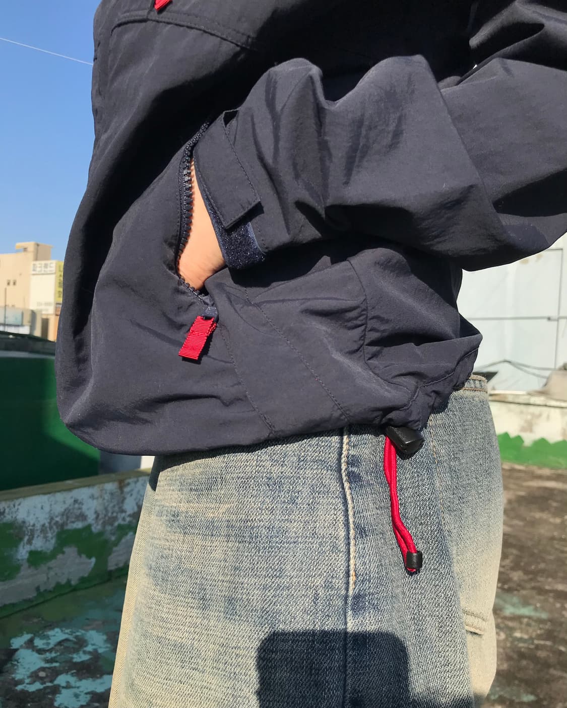 Helly Hansen 네이비 바람막이 상품이미지4