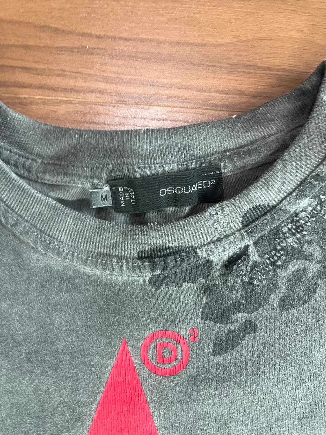 디스퀘어드2 데미지 디테일 반팔 상품이미지2