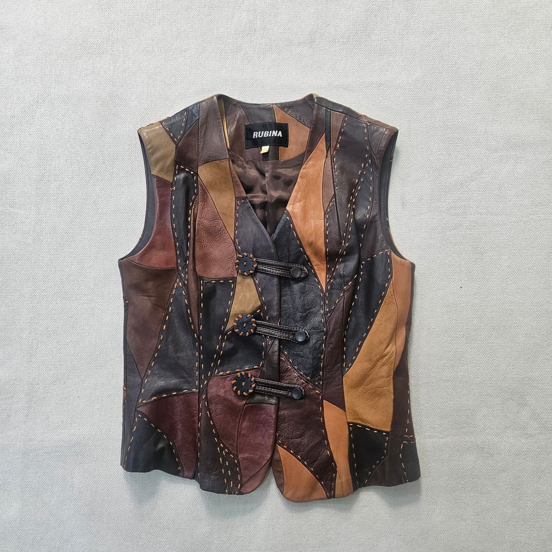 85 루비나 여성 가죽 패치워크 베스트 0317Y 상품이미지1