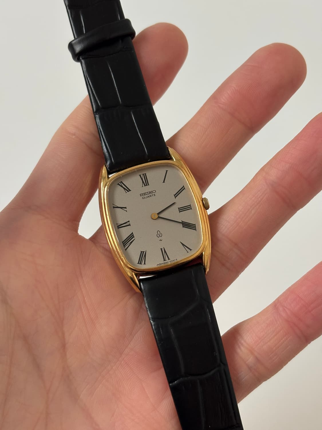 1980s Chariot Grey Dial Gold Tank Quartz 상품이미지1