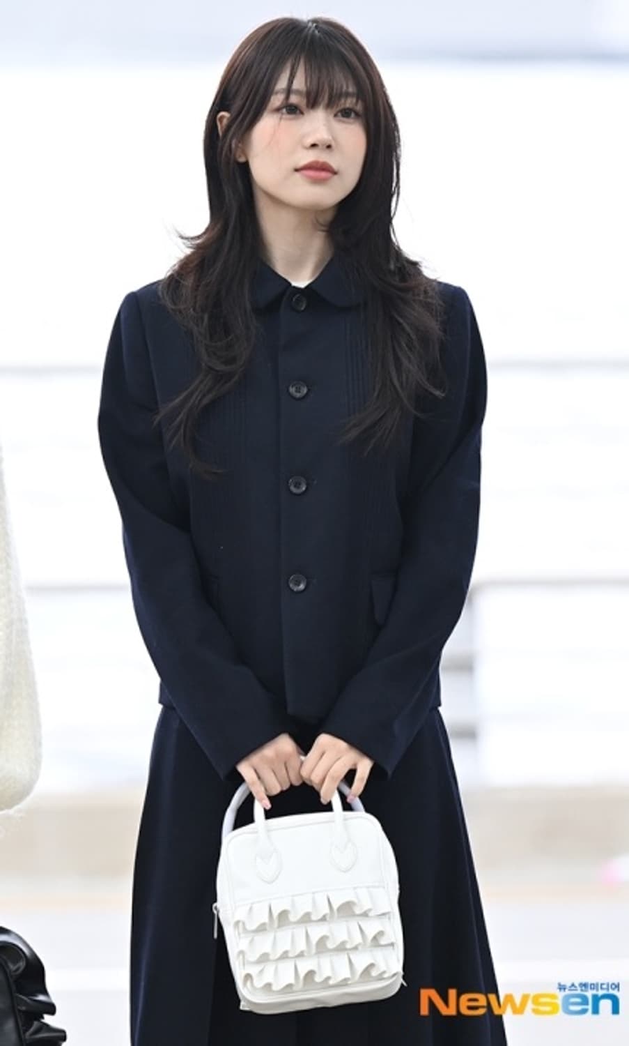 꼼데가르송걸 프릴 토트백 (모카착용) 상품이미지6