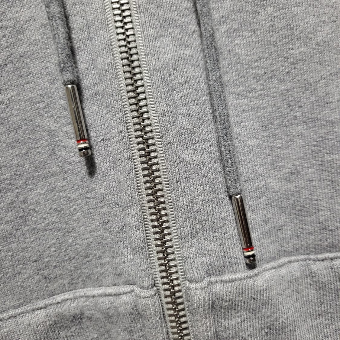 [정품] 3 / 톰브라운 백삼선 후드집업 상품이미지4