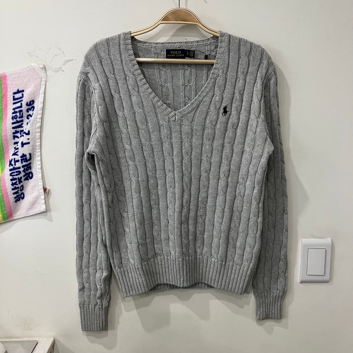 243 폴로 꽈배기 니트 브이넥 케이블 상품이미지1