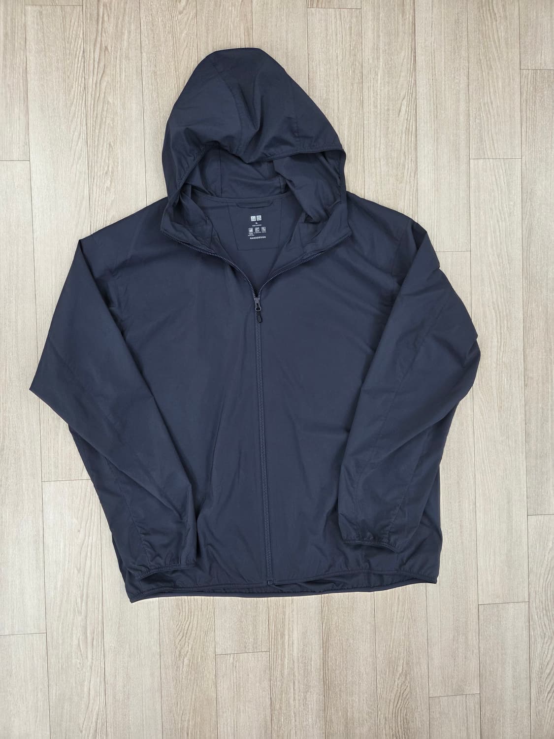 유니클로 UV 포켓터블 바람막이 윈드브레이커 자켓 네이비 XL, 105 상품이미지2