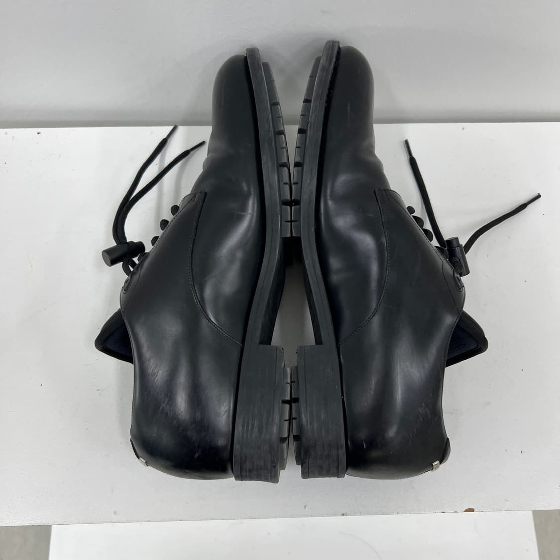 루이비통 LV 로고 레이스업 더비 슈즈 상품이미지6