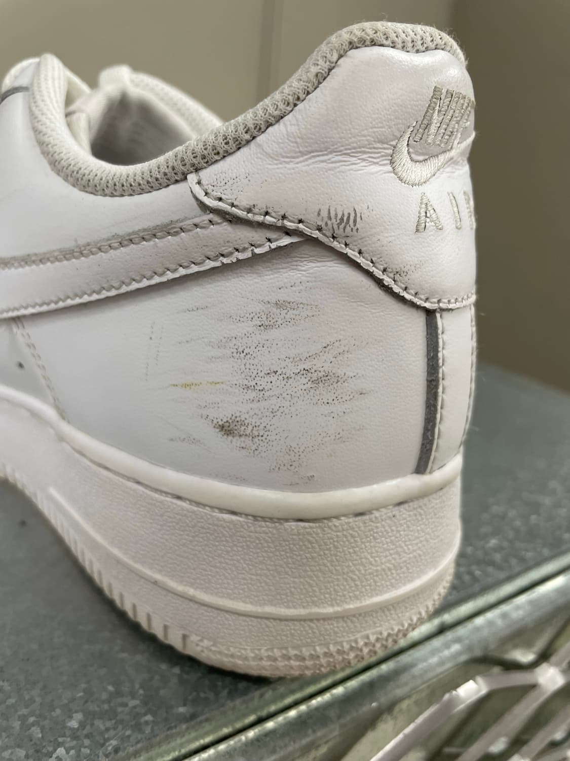 나이키 에어포스1 로우 화이트 270 상품이미지8