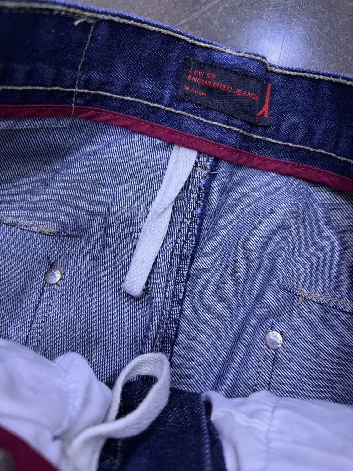 리바이스 엔지니어드진 사이드 절개 라인 딥인디고 30 상품이미지9