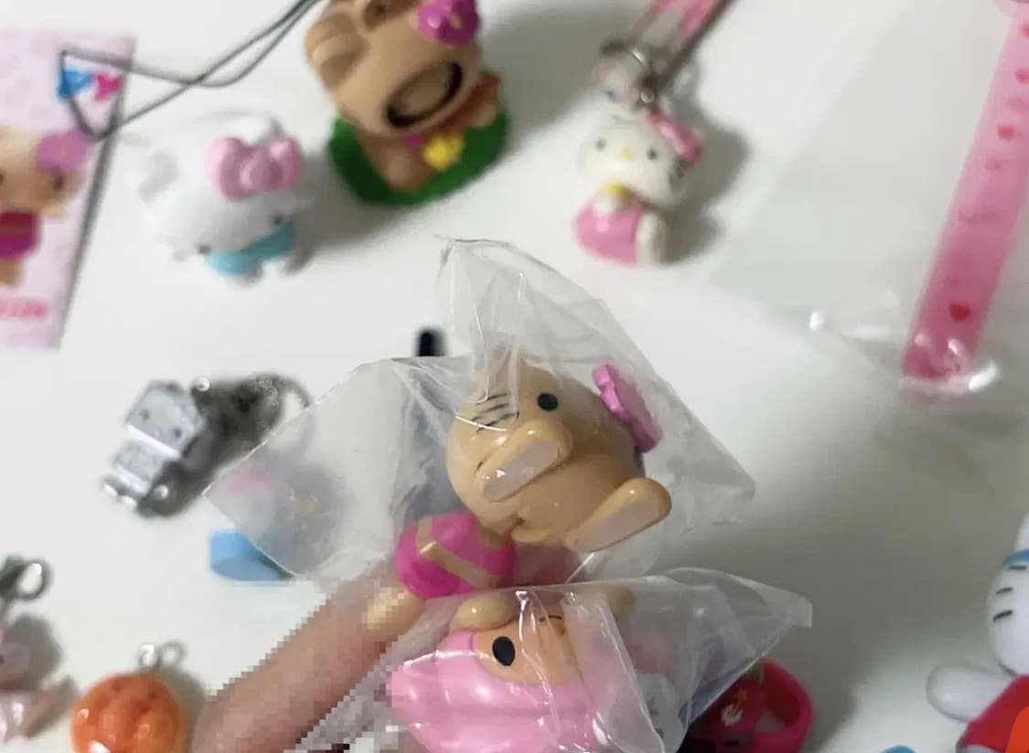 태닝 키티 스트랩 빙수 키티 초콜렛 키티 웨이트리스 산리오 표코노루 가챠 상품이미지5
