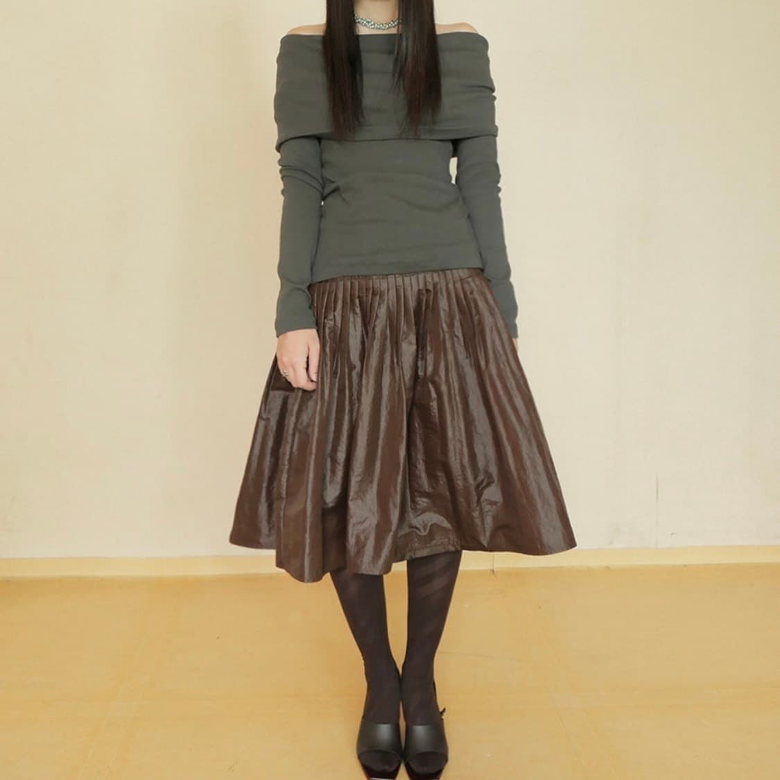 콜로신스 Genorous Pintuck Midi Skirt 브라운 m 상품이미지2