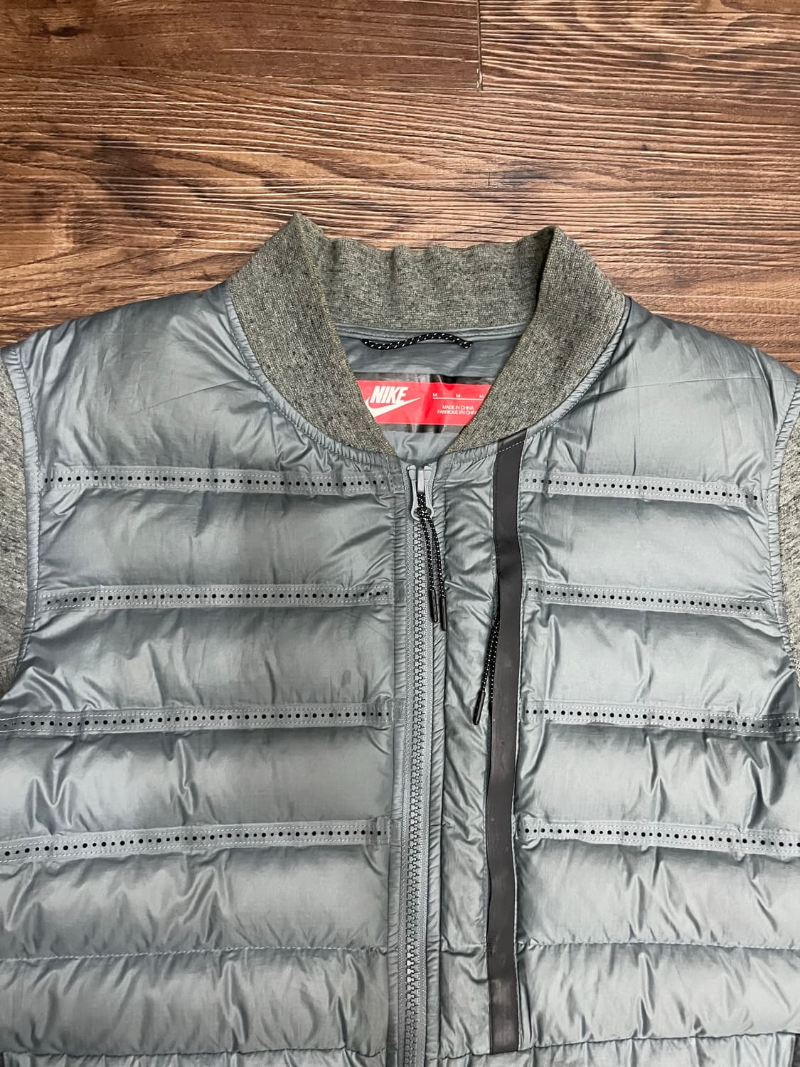 나이키 테크 플리스 에어로로프트 봄버 자켓 상품이미지2