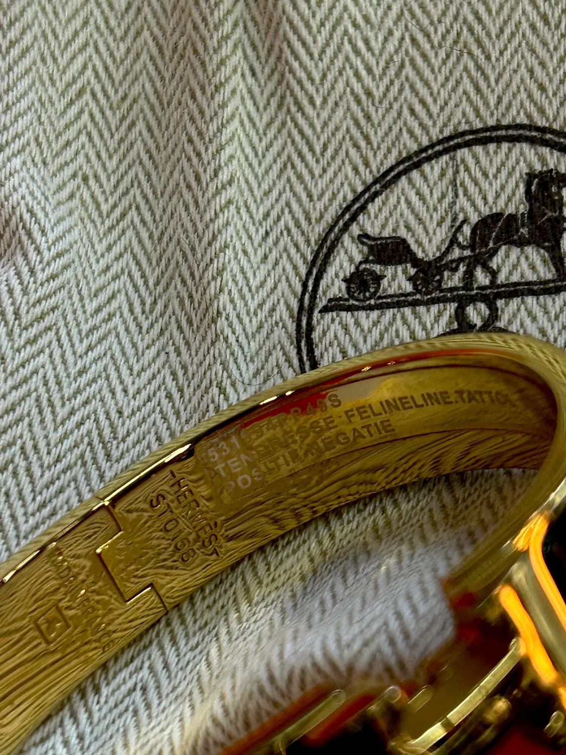 에르메스 클릭아슈 팔지(골드/블랙) 상품이미지3