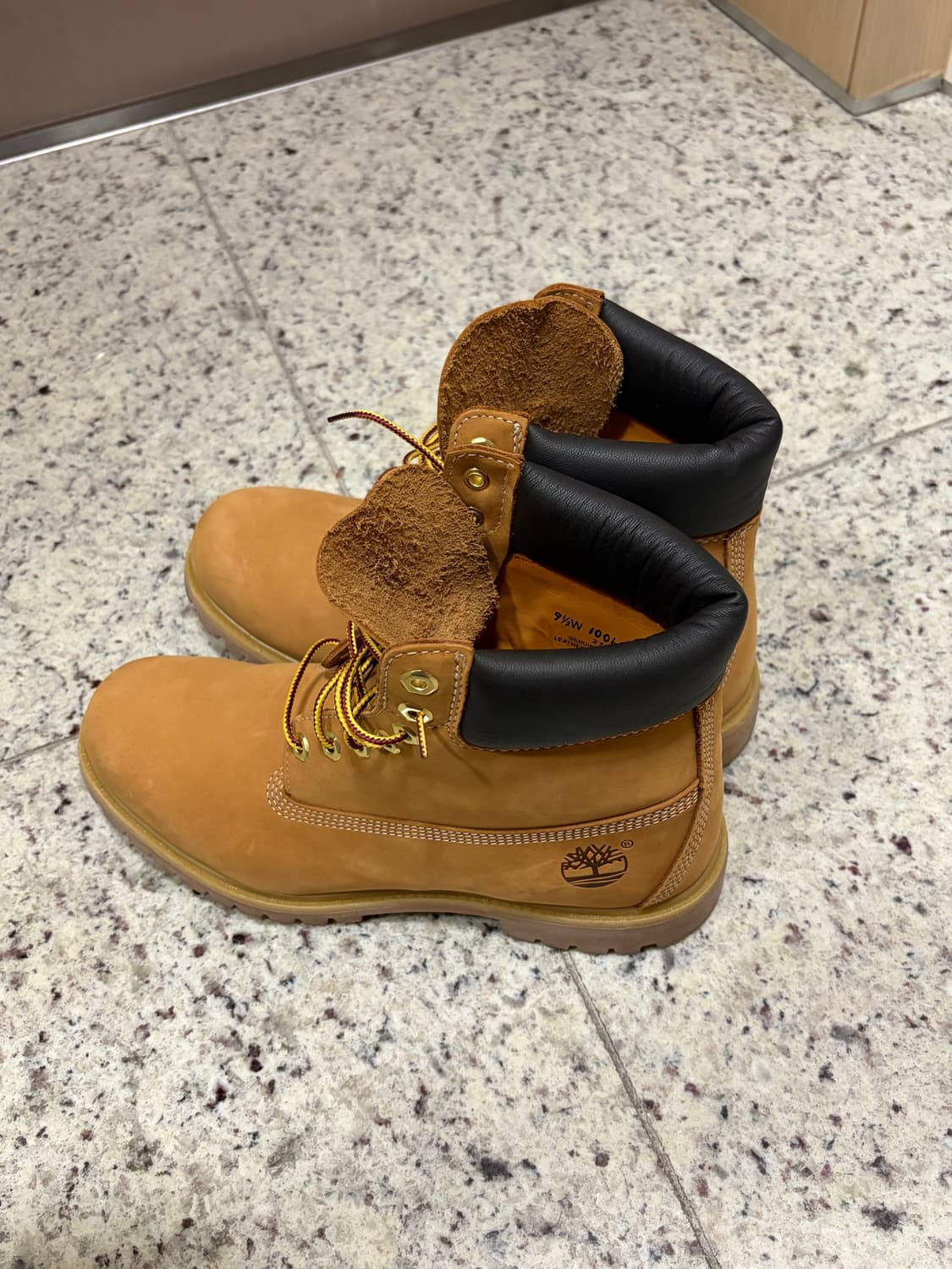 팀버랜드 프리미엄 6인치 부츠 와이드 상품이미지2