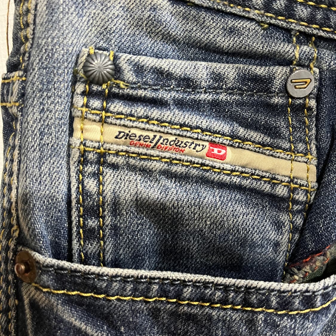 (29/32) 디젤 데론 darron 청바지 상품이미지4