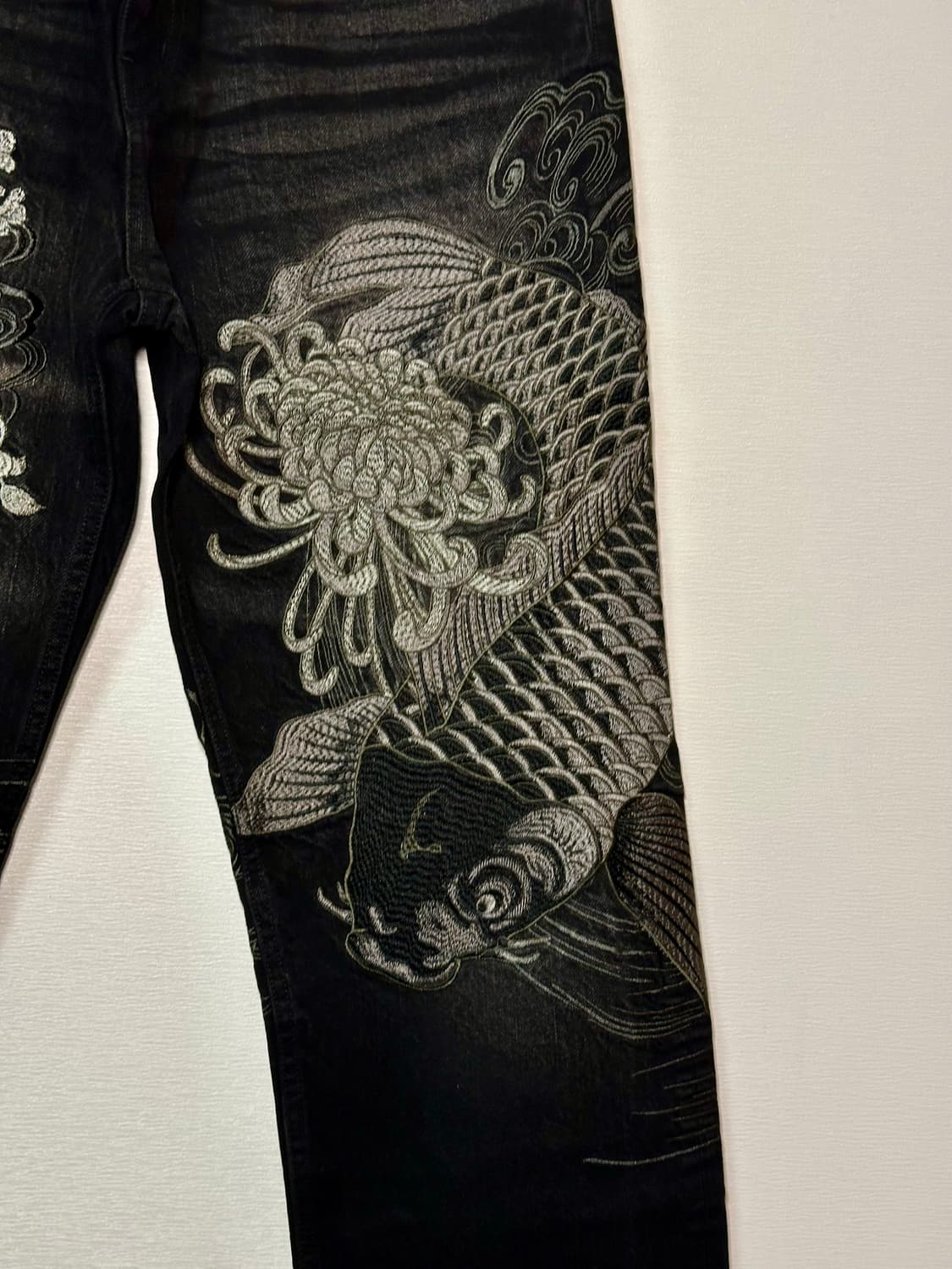 카라쿠리 타마시•스이/ 잉어 흑청 데님(새상품) 상품이미지4