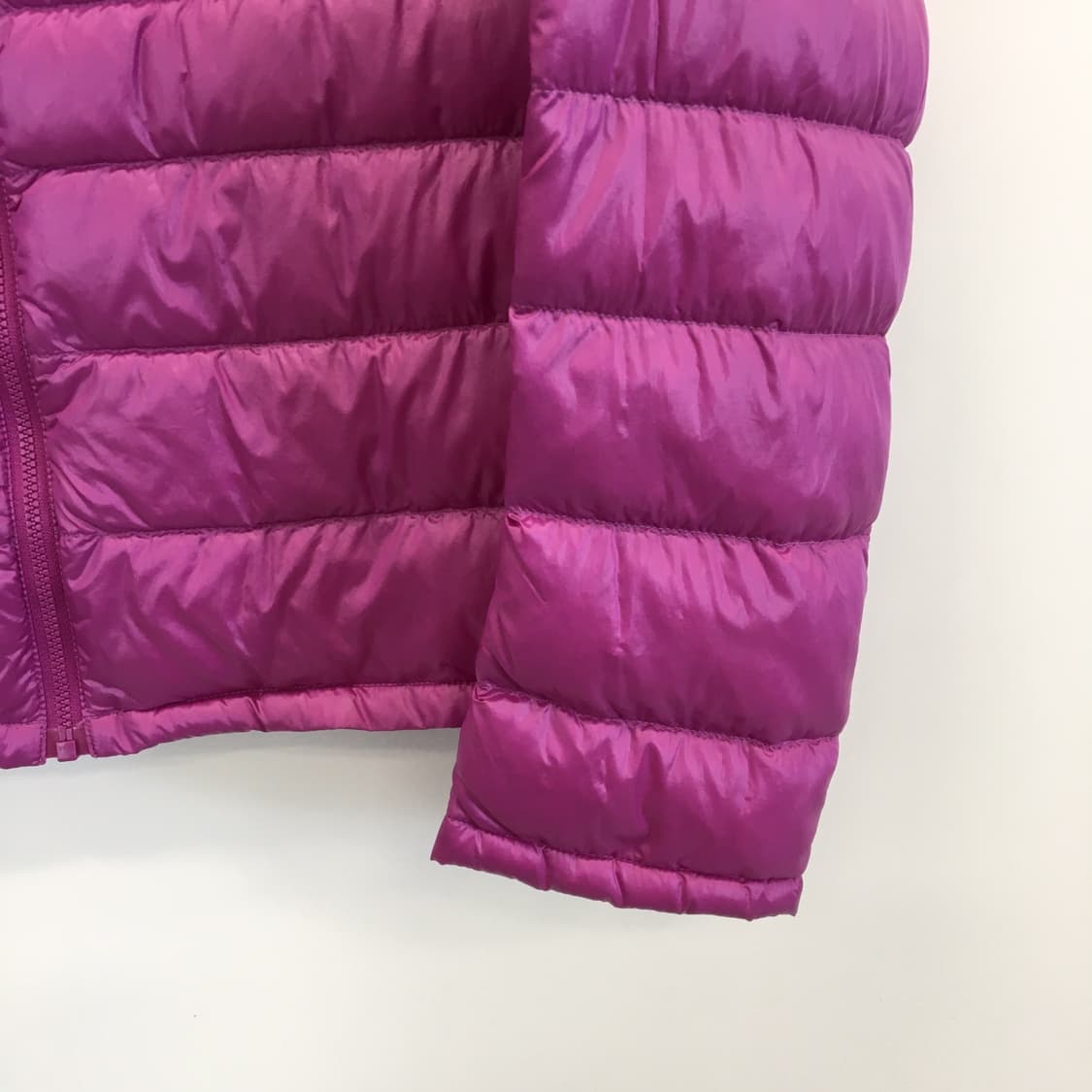 유니클로 울트라라이트다운 경량패딩 XL  상품이미지3