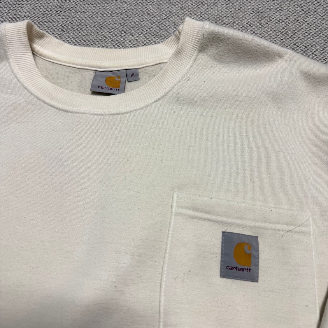 칼하트 포켓 기모 맨투맨 상품이미지2