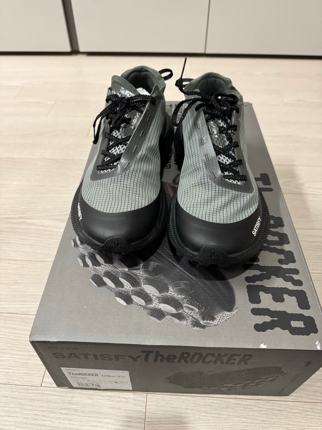 새티스파이 더라커 섀도우 255 상품이미지1