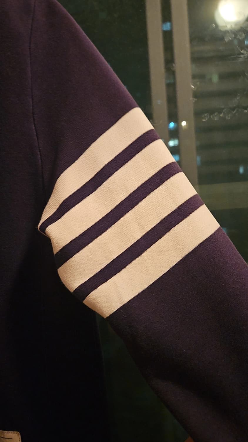 톰브라운 사선 맨투맨 2사이즈 상품이미지2