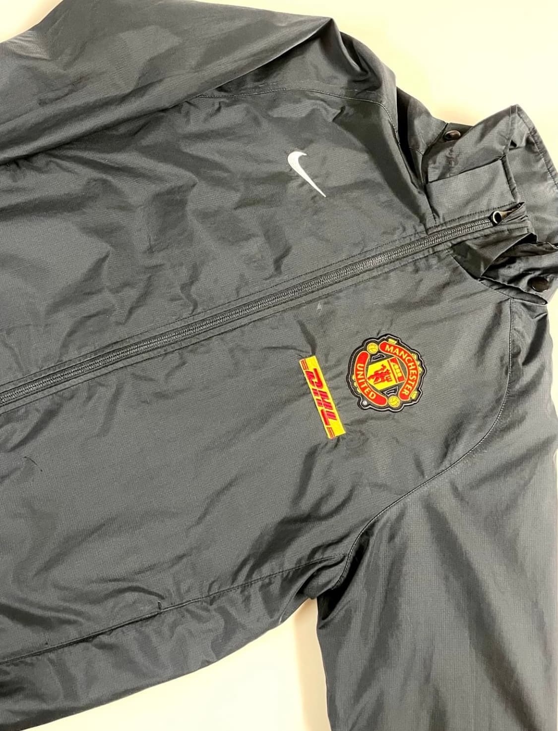 나이키 맨유DHL바람막이 상품이미지1