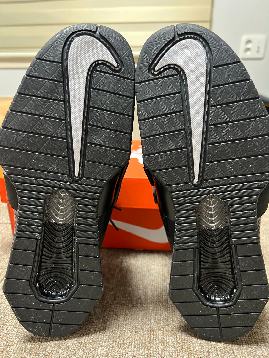 나이키 로말레오4 역도화 265 상품이미지2