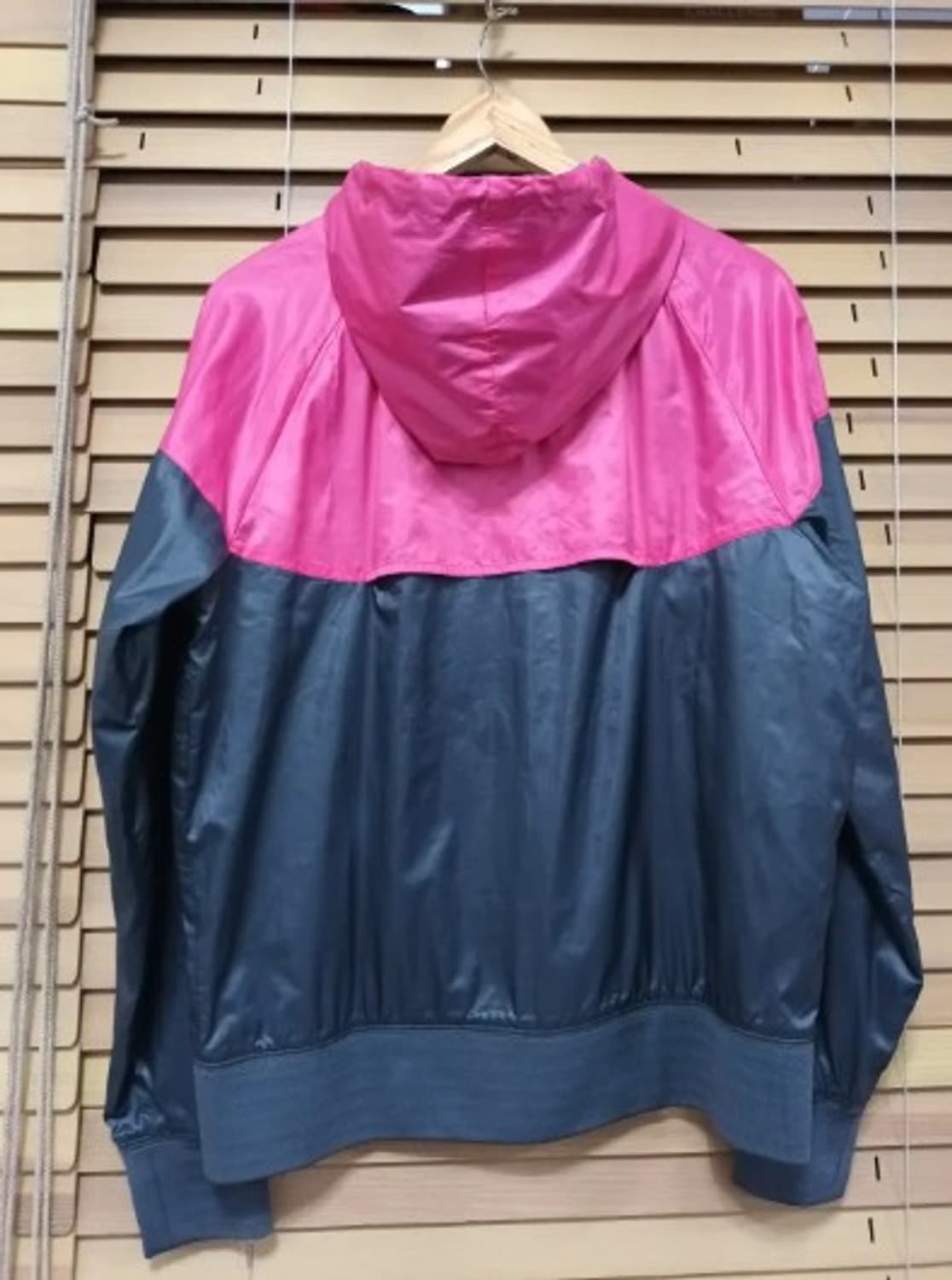 나이키 윈드러너바람막이 100사이즈 175/92A 상품이미지3