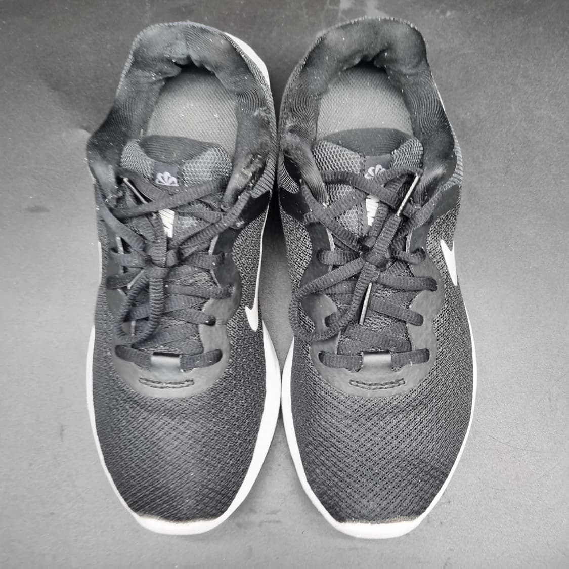 나이키 레볼루션6 운동화245 상품이미지2