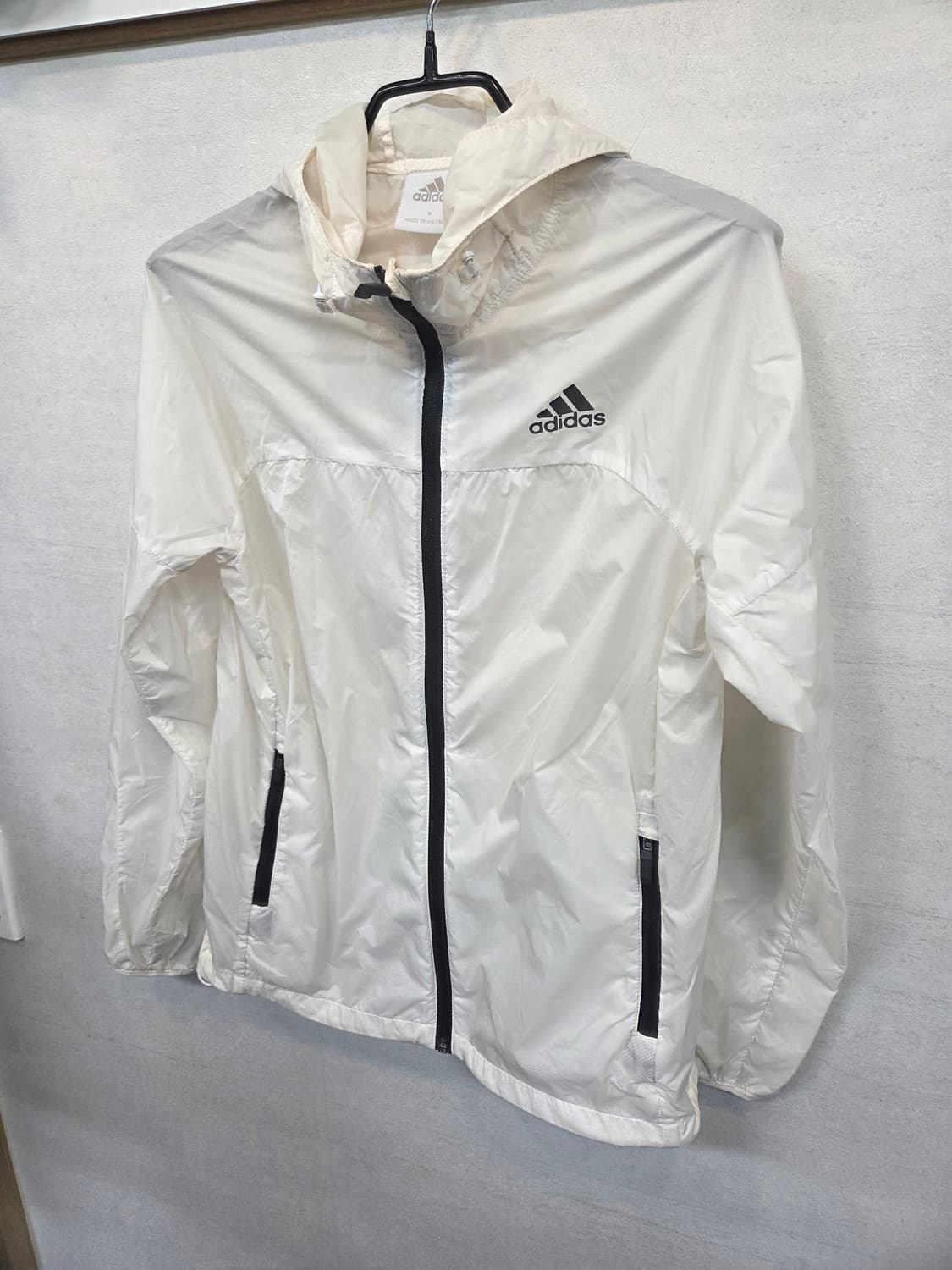 아디다스 초경량 바람막이 후드자켓 s 상품이미지5