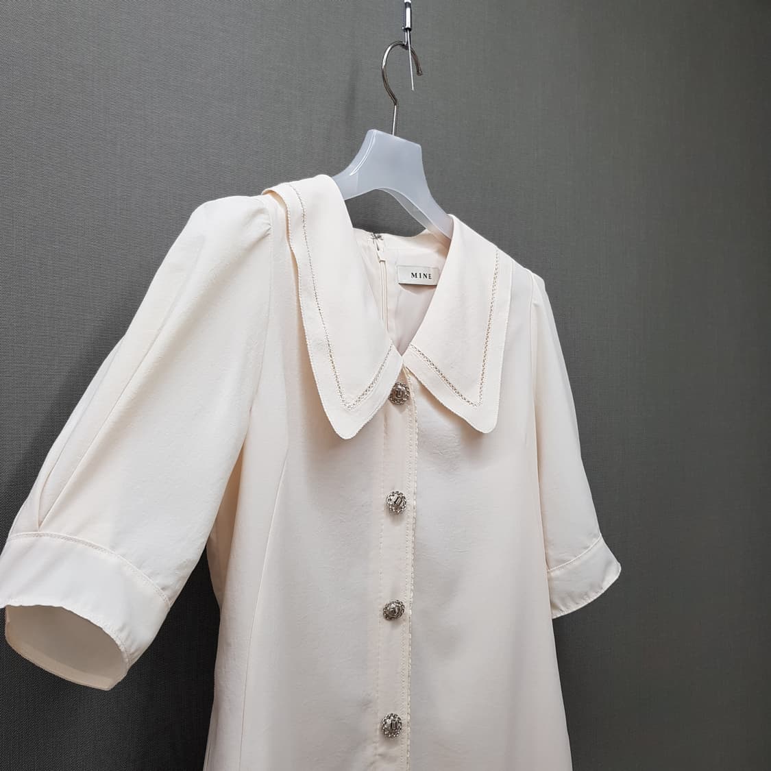 한섬 마인 2021 세일러 카라 버튼 롱 원피스 82-94-160사이즈 상품이미지3