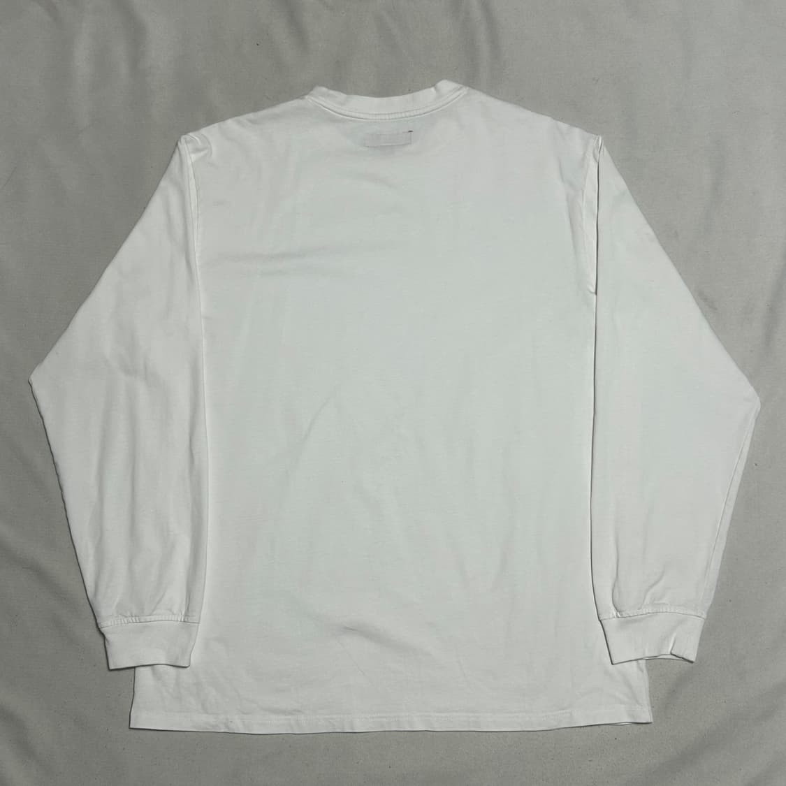 L 슈프림 스몰로고 화이트 롱슬리브 상품이미지3