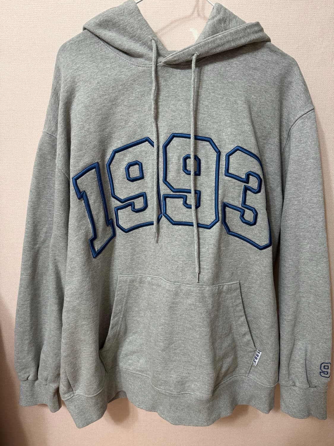 1993 스튜디오 후드티 판매 상품이미지1