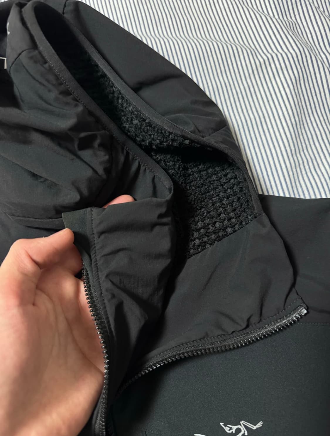 아크테릭스 프로톤 라이트웨이트 후디 블랙 S 상품이미지6