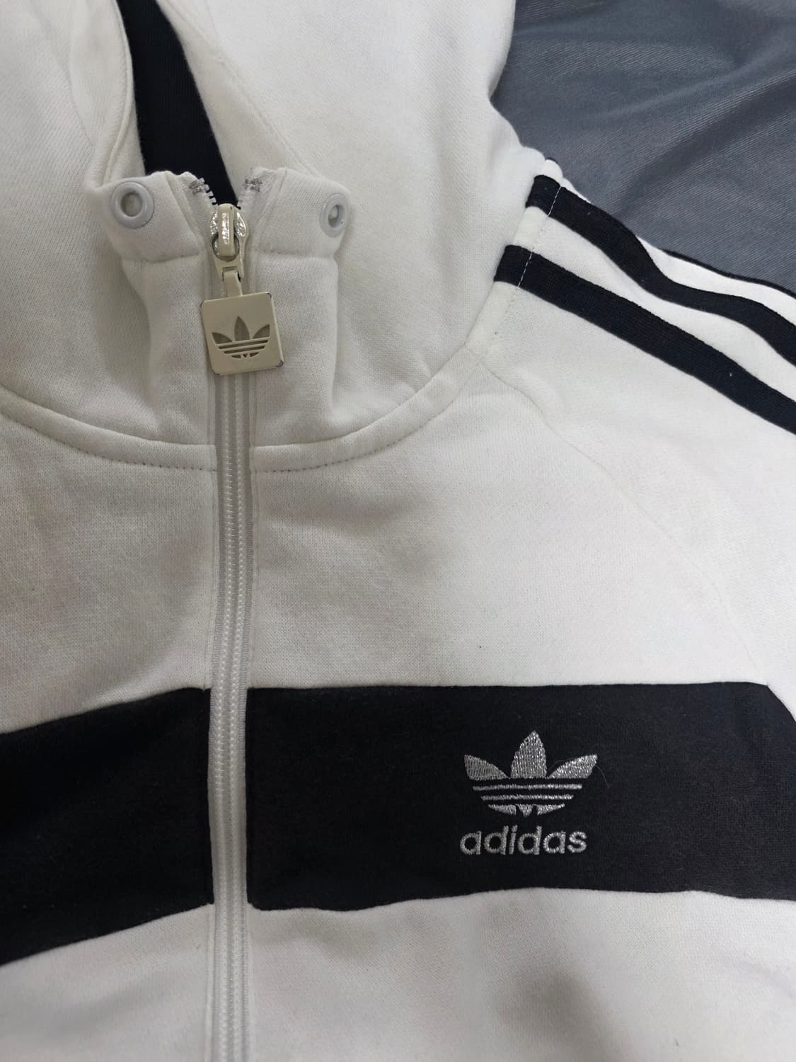 아디다스 오리지널스 트레포일 실버 포인트 화이트 집업 후드 95 상품이미지2