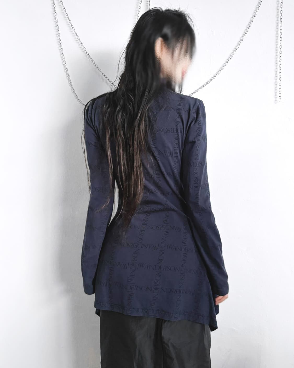 JW Anderson 17aw 플레어핏 드레이프 롱슬리브 상품이미지2