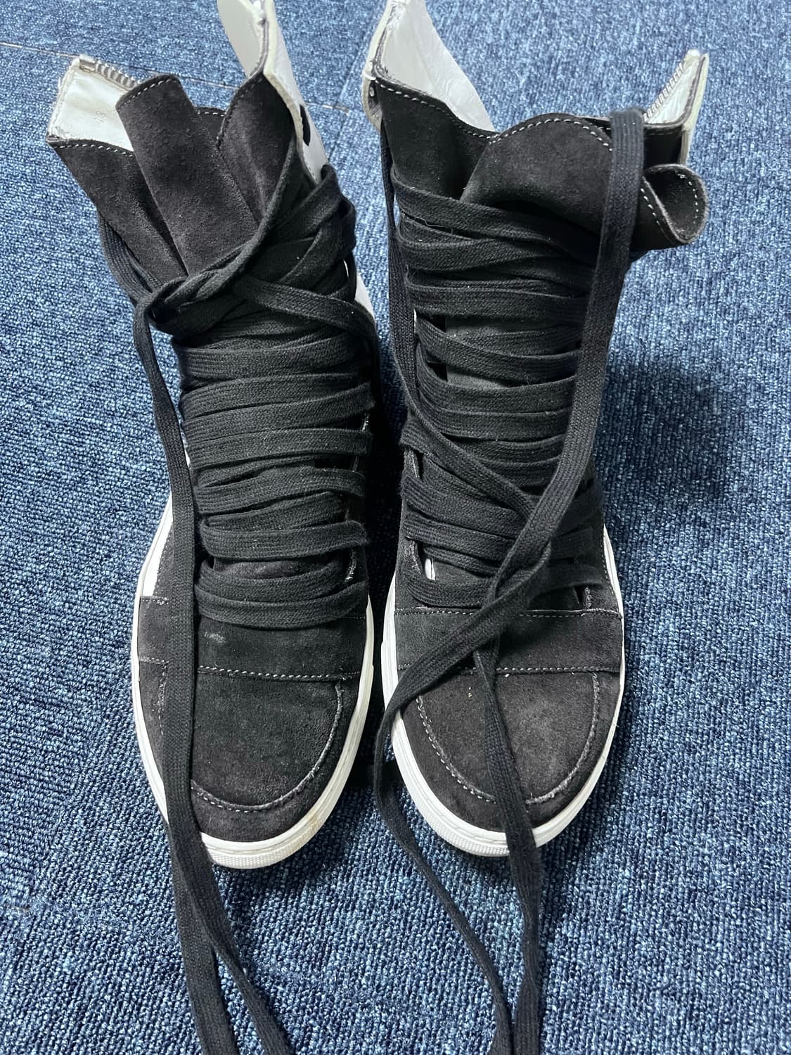 Kris Van Asssche 상품이미지1